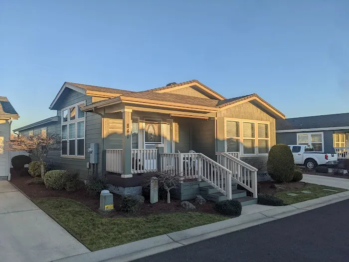 Westlake Village Picture 5