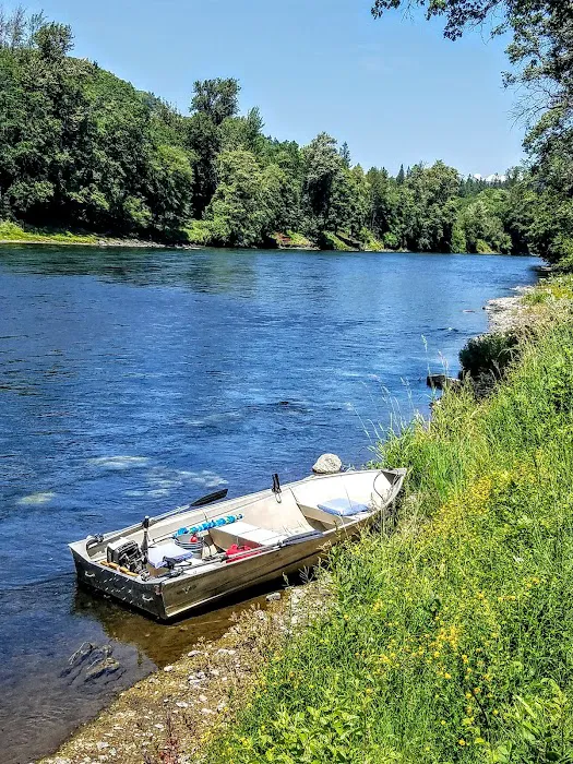 Chinook Winds RV Park Picture 8