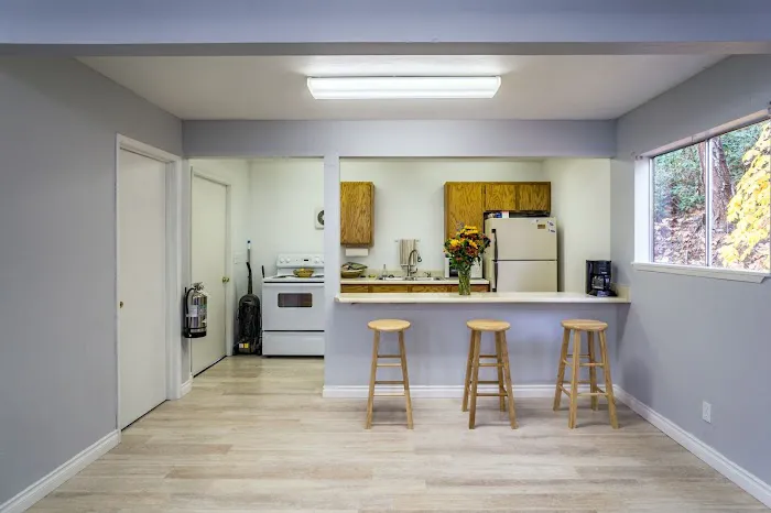 Parkview Estates Picture 6