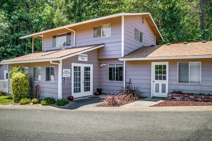 Parkview Estates Picture 5