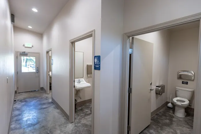 Rogue Vista RV Resort Picture 6