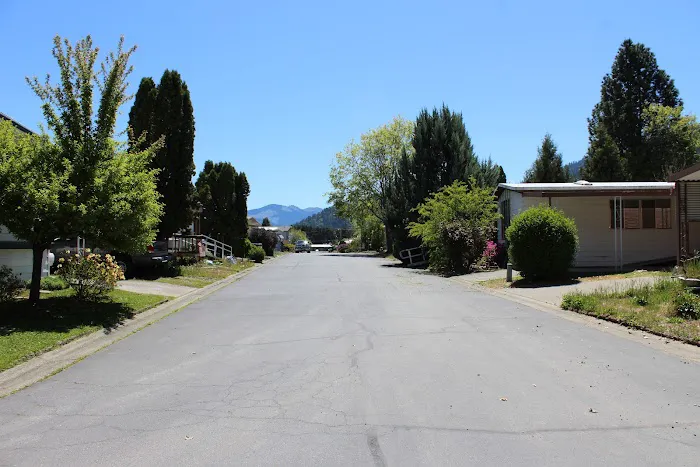 Central Rogue Mobile Home Park Picture 7