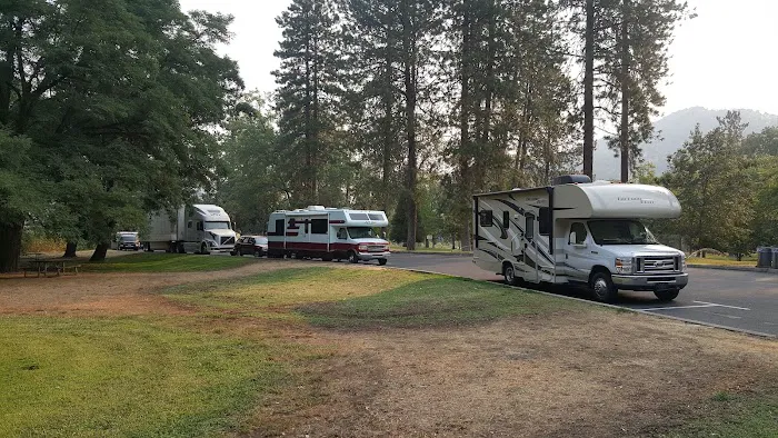 Cypress Grove RV Park Picture 4