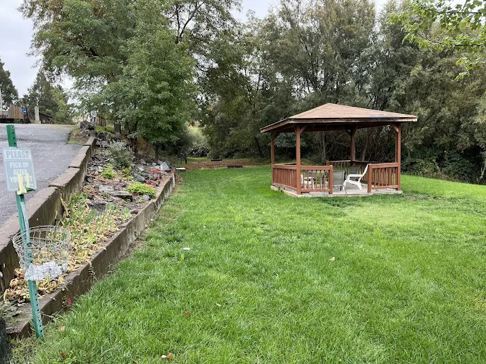 Lazy Acres Motel & RV Park Picture 7