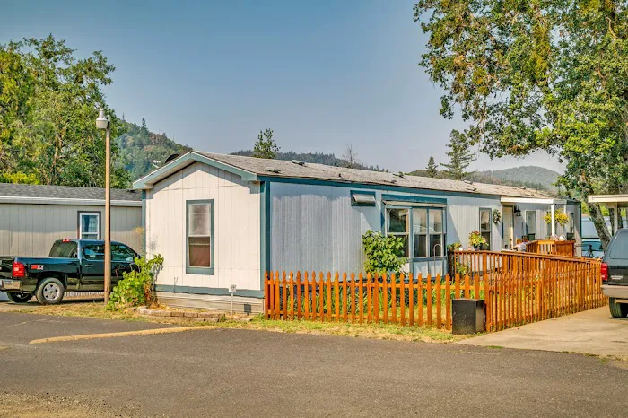 Gold Hill Estates Picture 3