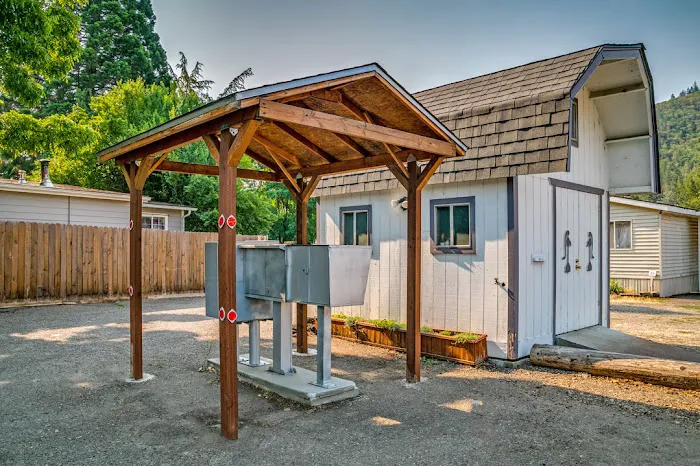 Gold Hill Estates Picture 4