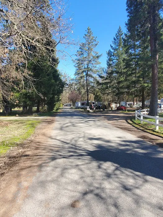 Gold Hill MH & RV Park Picture 1