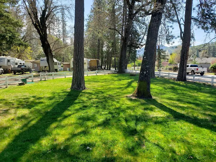 Gold Hill MH & RV Park Picture 10