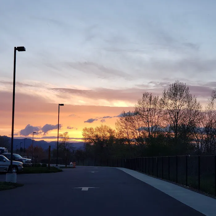 Southern Oregon RV Park Picture 3