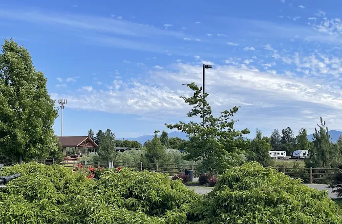 Southern Oregon RV Park Picture 6