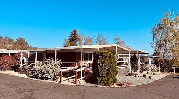 Western Carriage Estates Picture 2