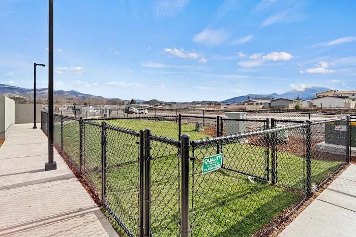 Medford Estates Mobile Homes Community Picture 4