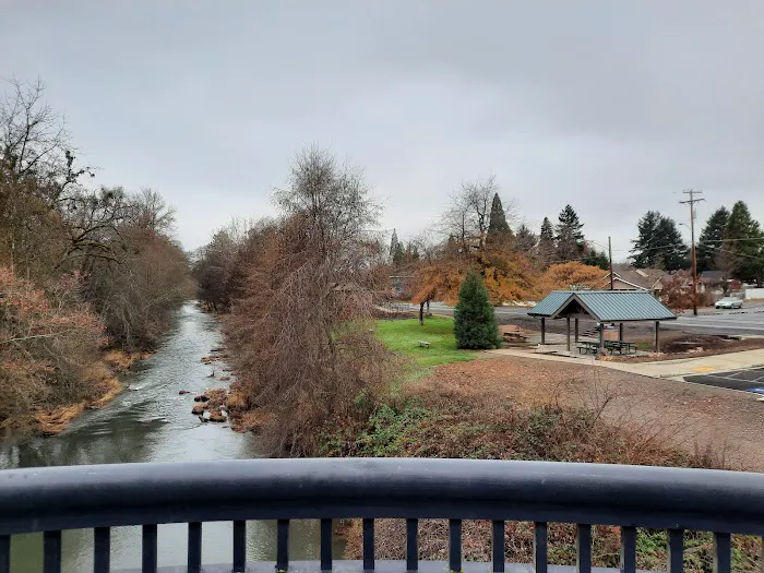 Eagle Trailer Park Picture 5