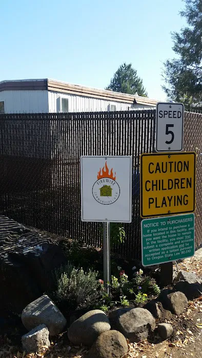 Idlewood Mobile Park Picture 4