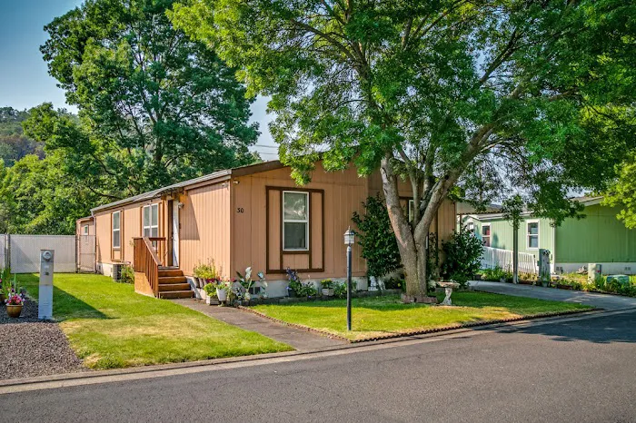 Butte Crest Picture 7