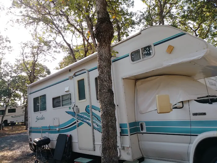 Medford Oaks RV Park Picture 6