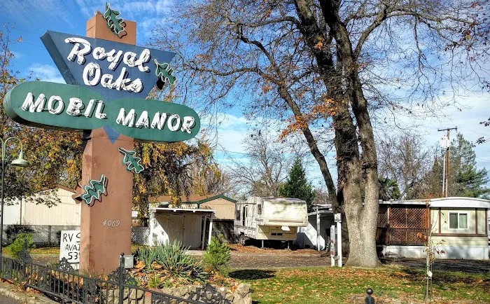 Royal Oaks Mobile Manor Picture 10