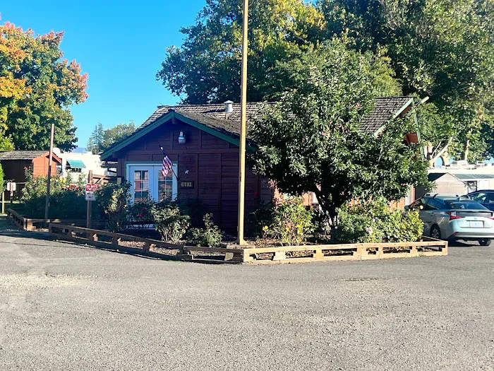 Shady Brook Mobile Home Park Picture 7