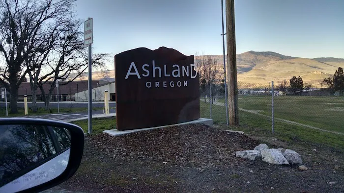 Siskiyou Village Picture 10