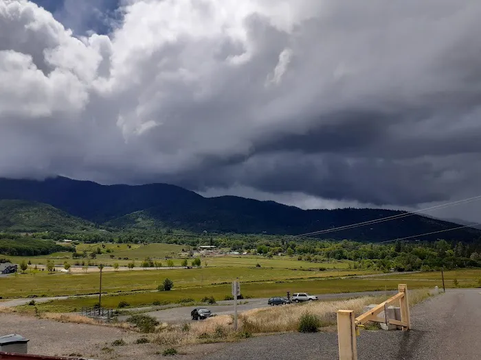 Ashland's Creekside Campground and RV Park Picture 10