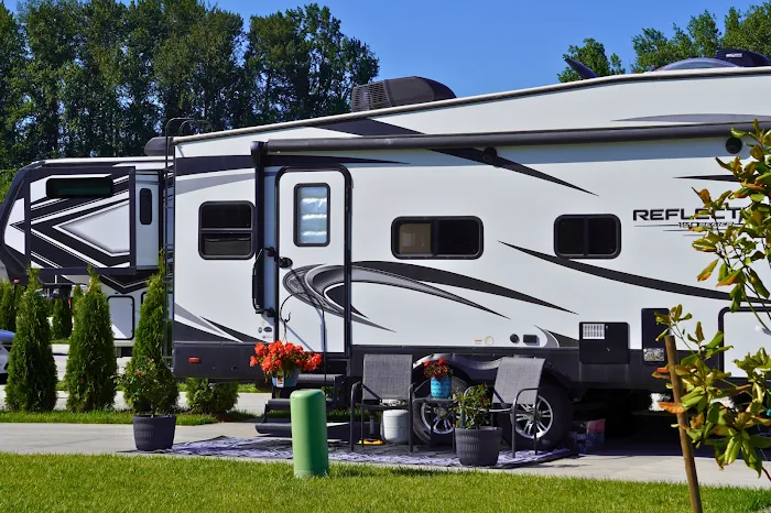 Taft Mobile Home Villa Picture 2