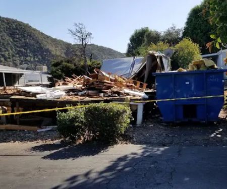 Hollydale Mobilehome Estates