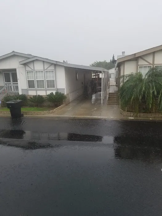 Rio Vista Mobile Home Park Picture 3