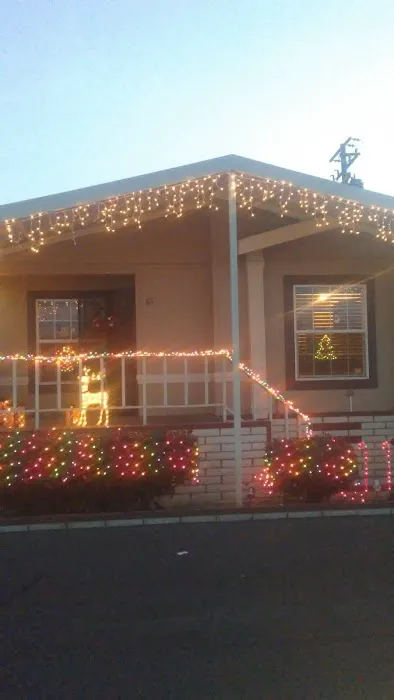 Anaheim Royal Mobile Home Park Picture 4