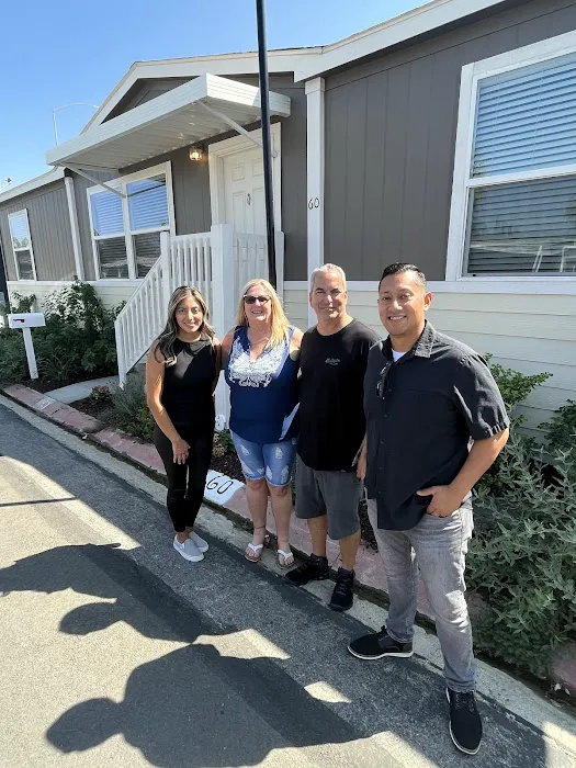 Corona West Mobile Home Estate Picture 6