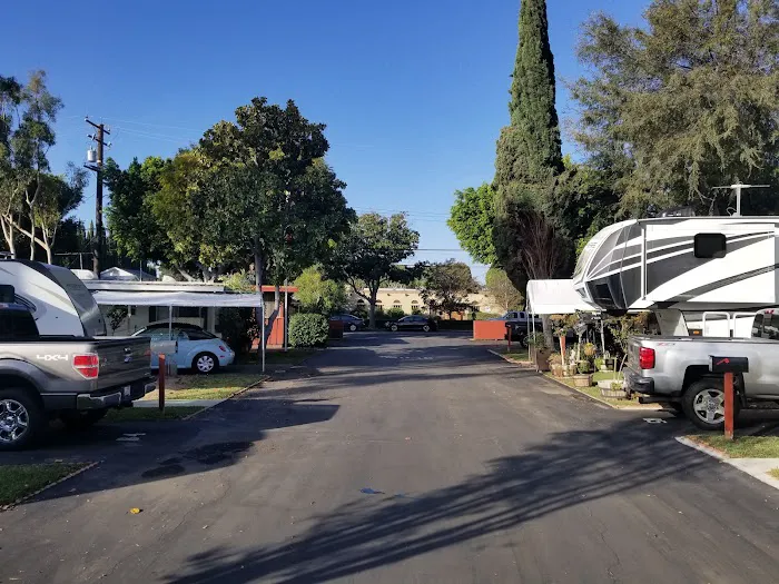 Parque Santiago Mobile Home Park Picture 1