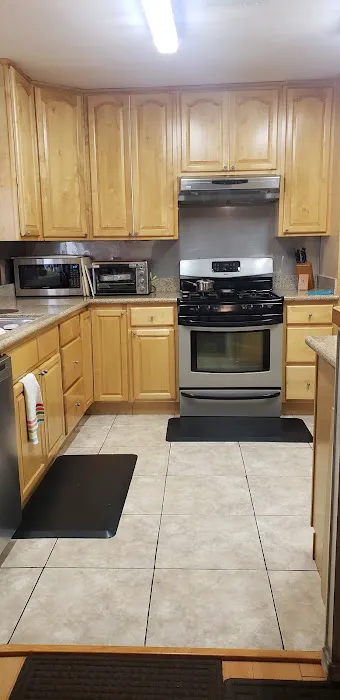 Park Royale Mobile Home Park Picture 2