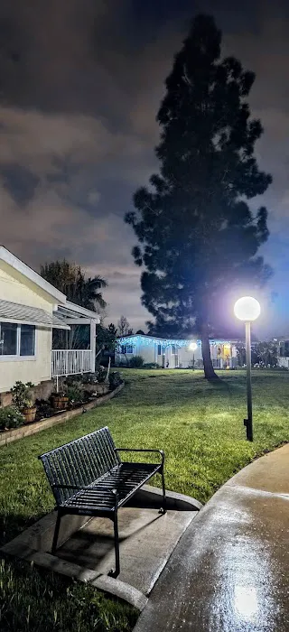 Lake Park Brea Manufactured Homes Picture 1
