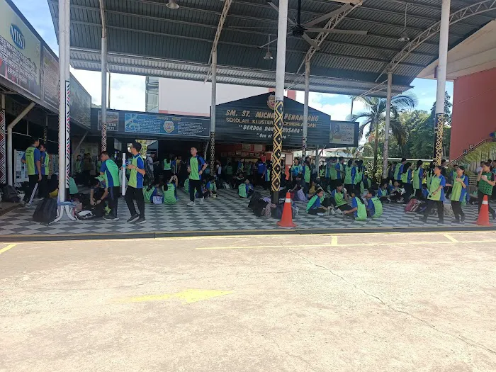 Satellite Mobile Homes Estate Picture 1