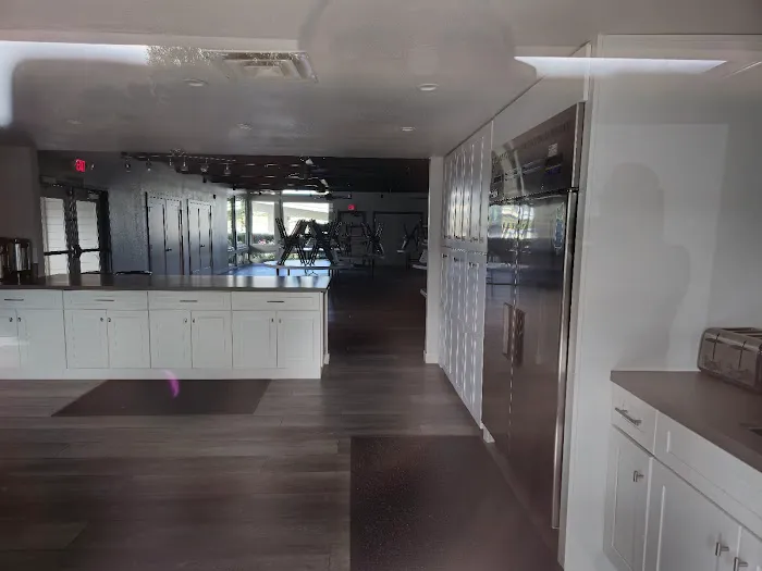 Villa Corona Mobile Home Community Picture 8