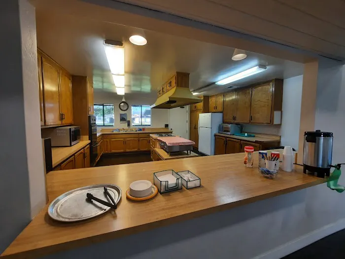 Corona Palms Mobile Home Park Picture 3