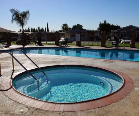 Monterey Manor Mobilehome Estates