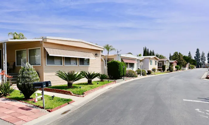Monterey Manor Mobilehome Estates Picture 5