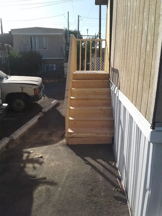 Thunderbird Mobile Home Park Picture 3