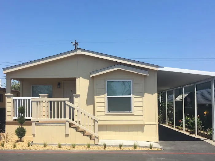 Fairlane Estates Picture 10