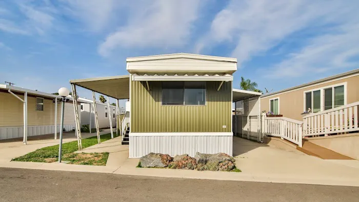 Hillview Park Picture 1