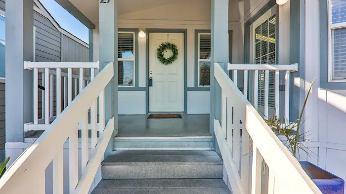 Hillview Park Picture 6