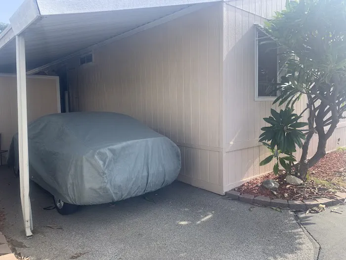 Pomona Islander Mobile Home Park Picture 4