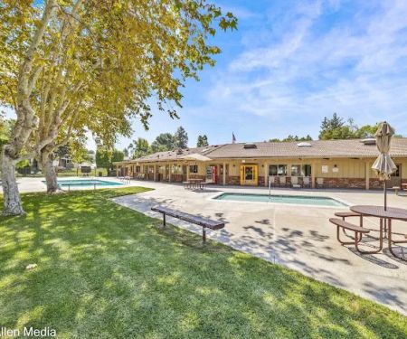Covina Hills Mobile Home Community