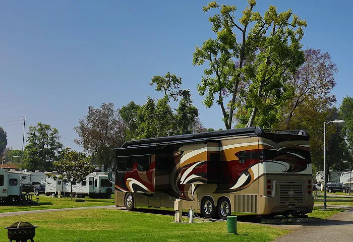 Bonelli Bluffs RV Resort & Campground Picture 8
