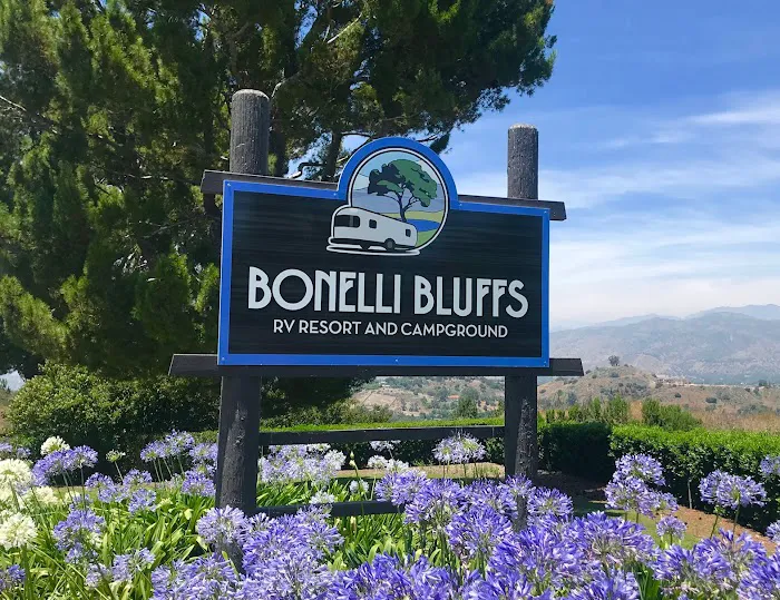 Bonelli Bluffs RV Resort & Campground Picture 7