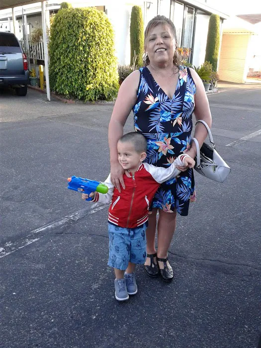 Meadowlark Mobile Estates Picture 2