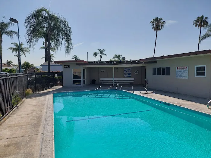 Sahara Mobile Home Park Picture 2