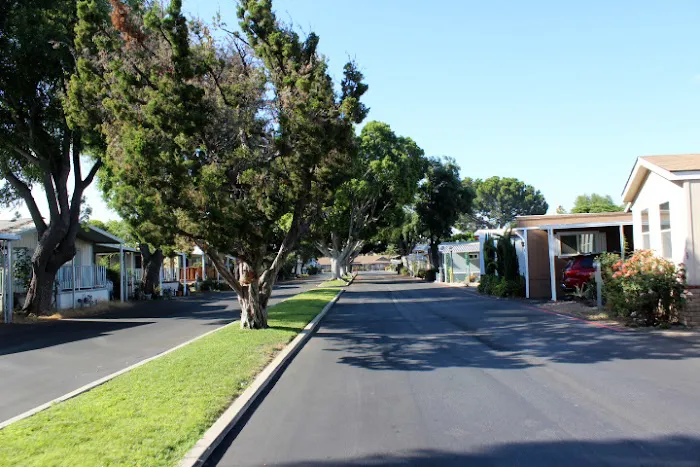 Fernwood Mobile Home Community Picture 10