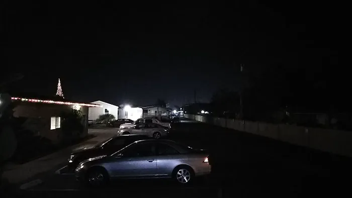 Quiet Village Mobile Home Park Picture 6