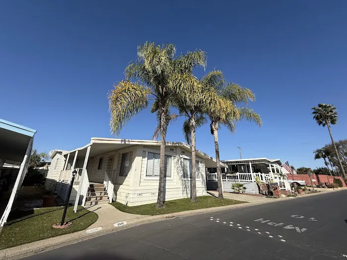 El Toro Mobile Estates Picture 8